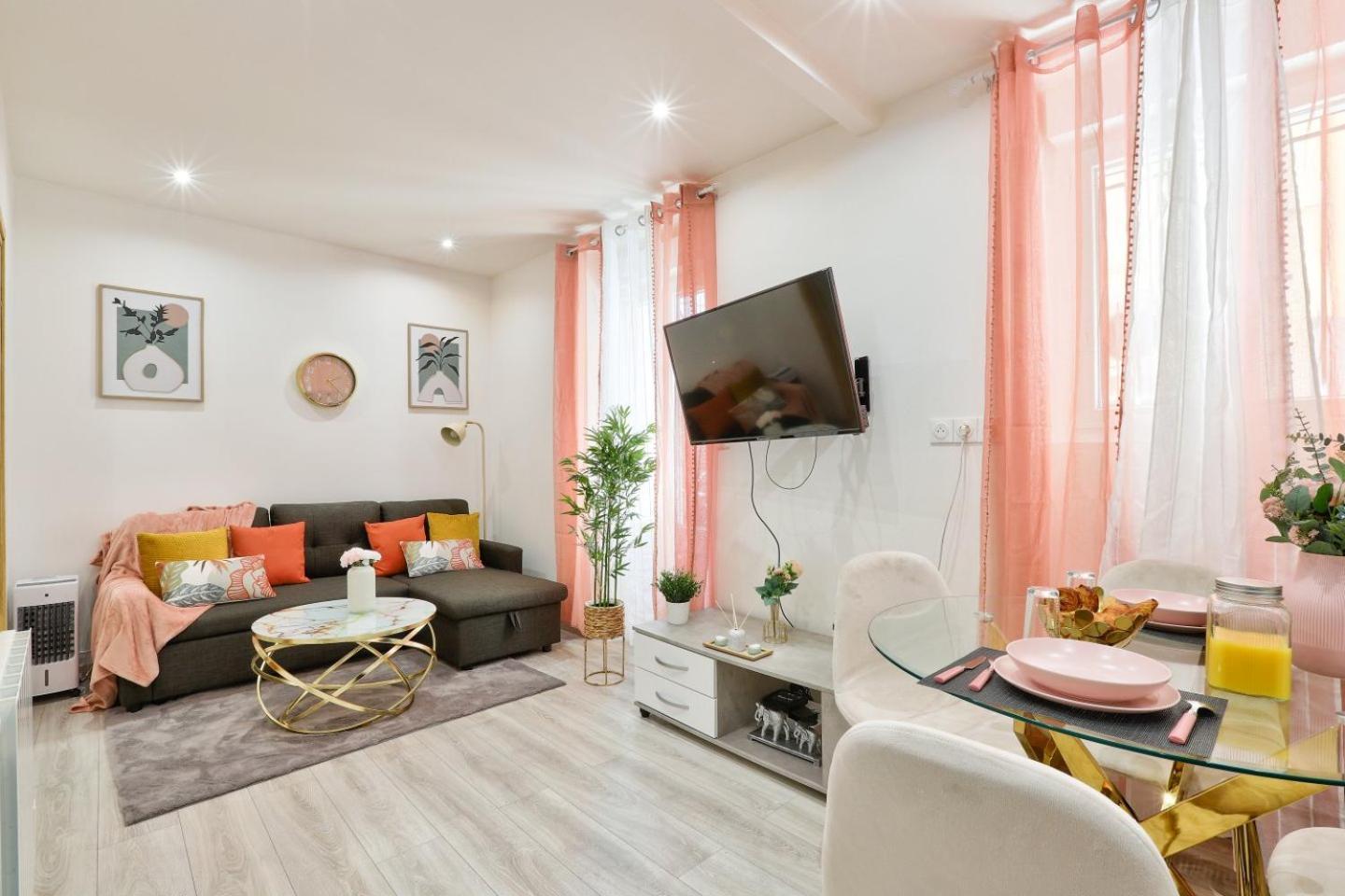 Le Nid Douillet Appartement Confortable A 5 Min Du Stade De France Et Proche De L'Aeroport Cdg แซงต์-เดอนี ภายนอก รูปภาพ