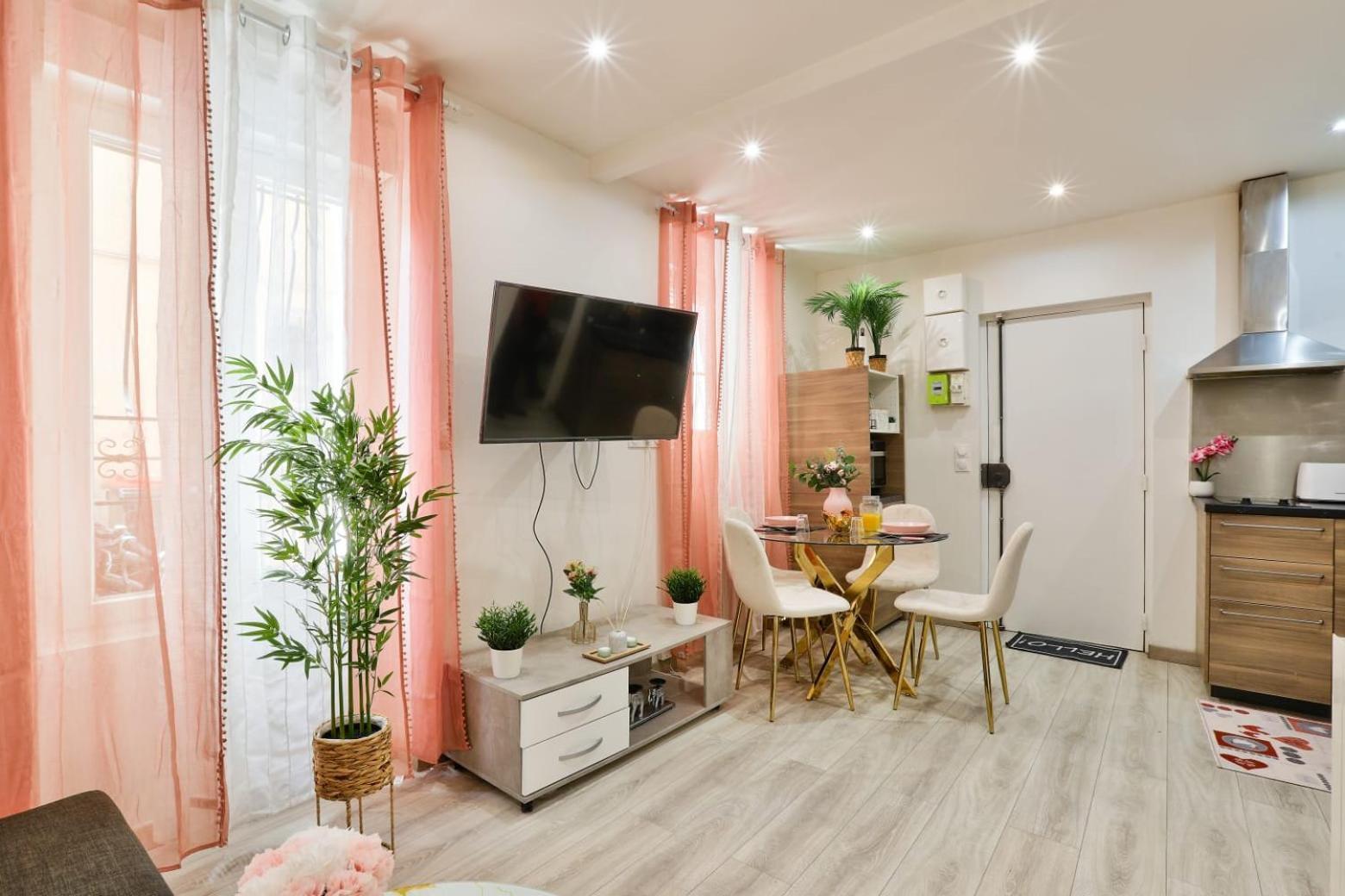 Le Nid Douillet Appartement Confortable A 5 Min Du Stade De France Et Proche De L'Aeroport Cdg แซงต์-เดอนี ภายนอก รูปภาพ
