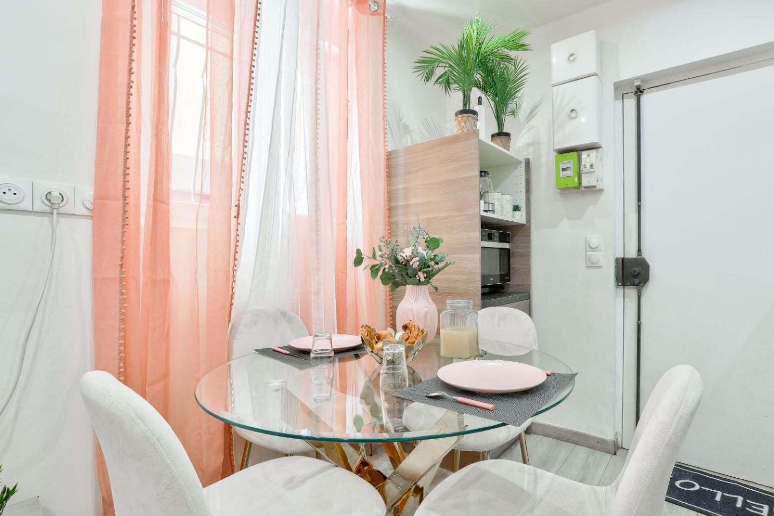 Le Nid Douillet Appartement Confortable A 5 Min Du Stade De France Et Proche De L'Aeroport Cdg แซงต์-เดอนี ภายนอก รูปภาพ